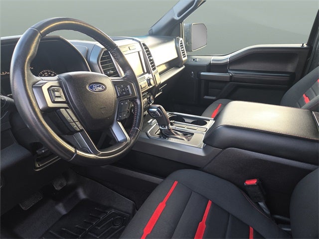 2016 Ford F-150 XLT 5 1/2 Ft Box