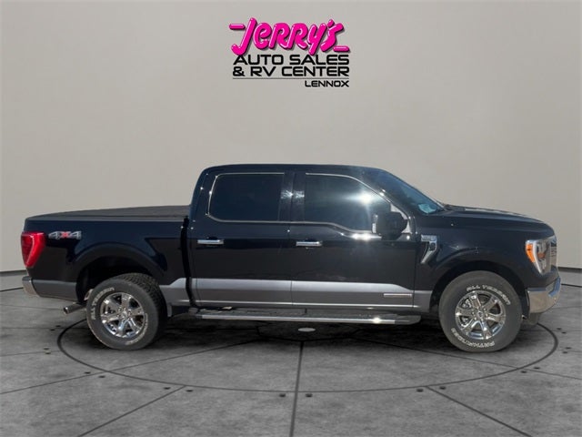 2021 Ford F-150 XLT 5 1/2 FT BOX