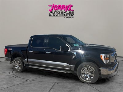 2021 Ford F-150 XLT 5 1/2 FT BOX