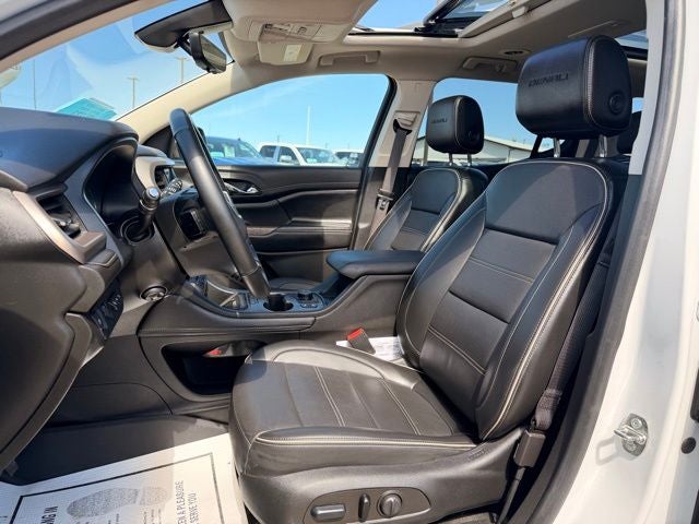 2023 GMC Acadia Denali Ultimate