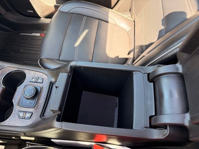 2023 GMC Acadia Denali Ultimate