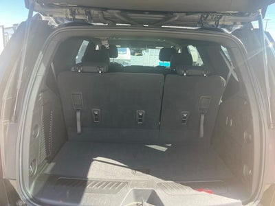2023 GMC Yukon SLE