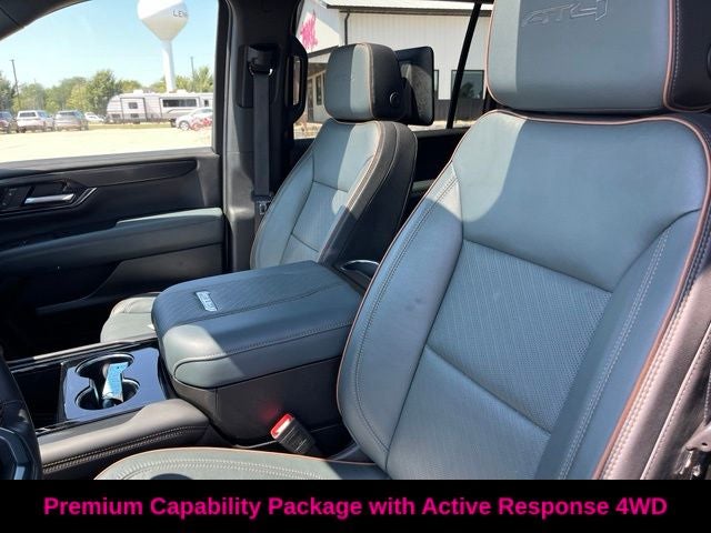 2025 GMC Yukon XL AT4