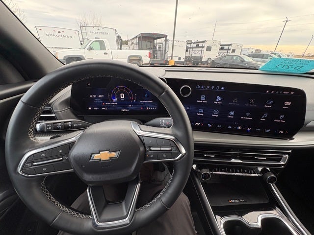 2025 Chevrolet Traverse LT 2LT