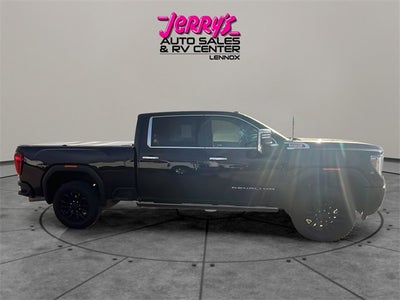 2023 GMC Sierra 2500HD Denali Ultimate 6 3/4 FT BOX