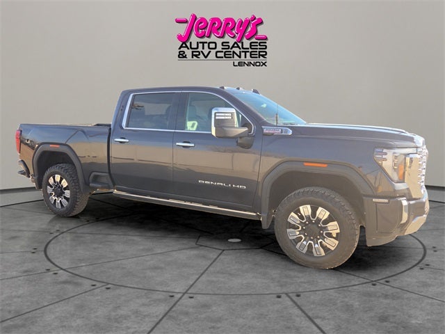 2024 GMC Sierra 2500HD Denali 6 3/4 FT BOX RESERVE