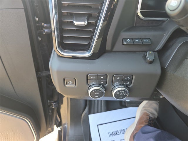 2024 GMC Sierra 2500HD Denali 6 3/4 FT BOX RESERVE