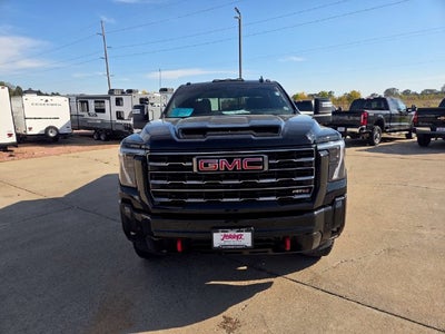 2025 GMC Sierra 2500HD AT4