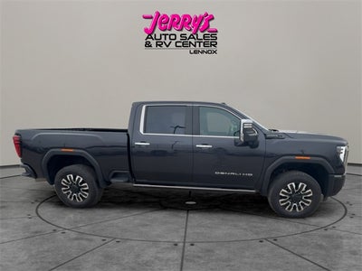 2024 GMC Sierra 2500HD Denali Ultimate 6 3/4 FT BOX