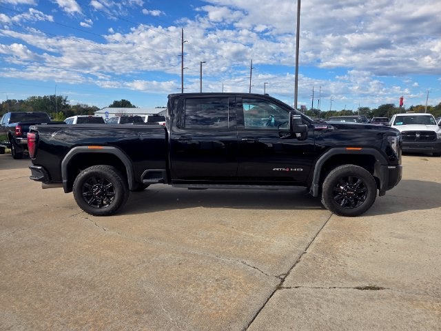 2025 GMC Sierra 2500HD AT4