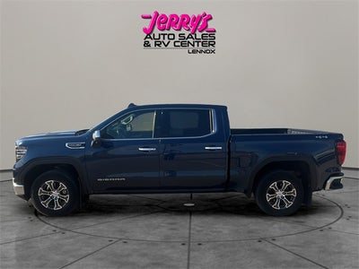 2022 GMC Sierra 1500 SLT Short Box