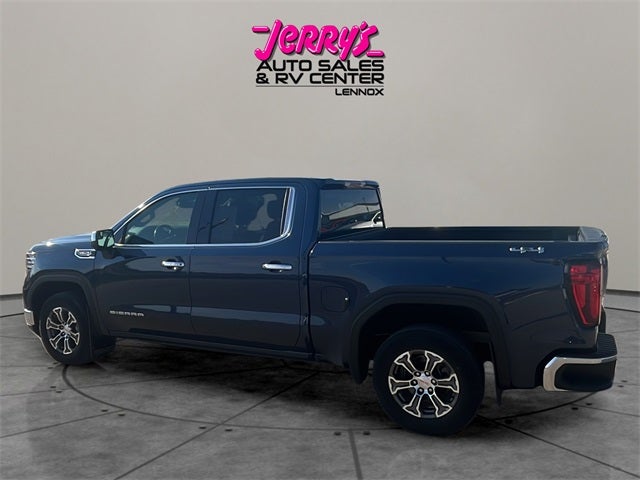 2022 GMC Sierra 1500 SLT Short Box