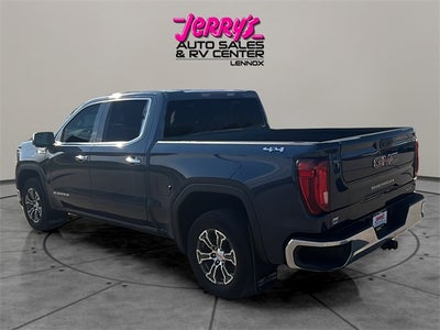 2022 GMC Sierra 1500 SLT Short Box