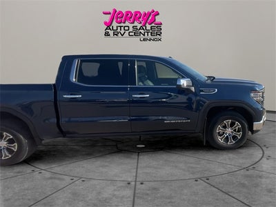 2022 GMC Sierra 1500 SLT Short Box