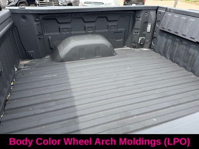 2023 GMC Sierra 1500 AT4 Short Box Tech Package