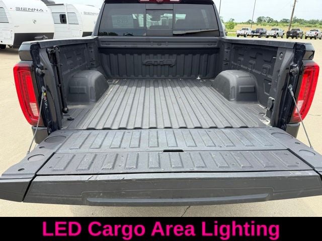 2023 GMC Sierra 1500 AT4 Short Box Tech Package
