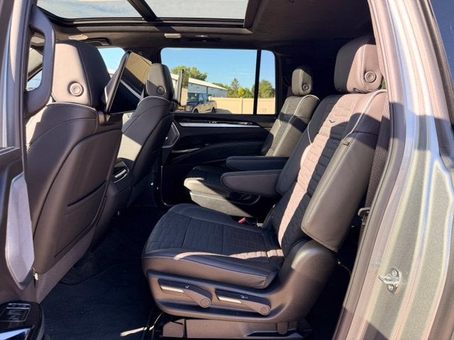 2026 Cadillac Escalade ESV Platinum Edition