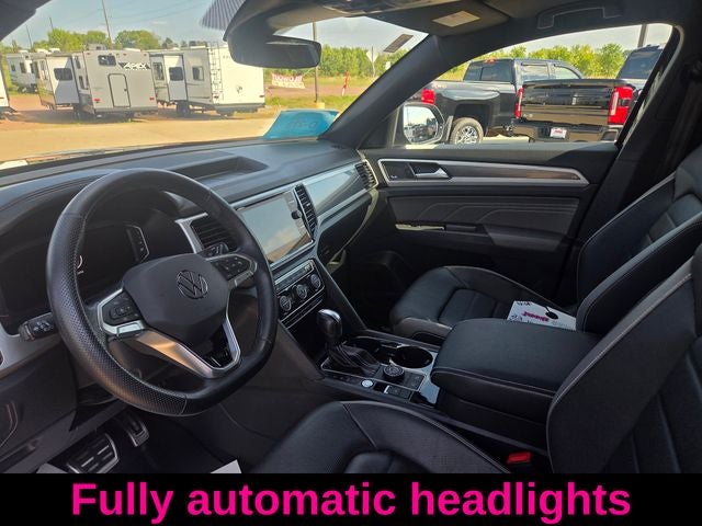 2023 Volkswagen Atlas Cross Sport 3.6L V6 SEL Premium R-Line