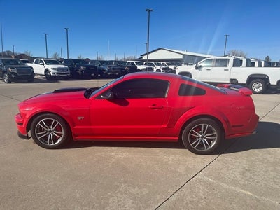 2005 Ford Mustang GT Premium