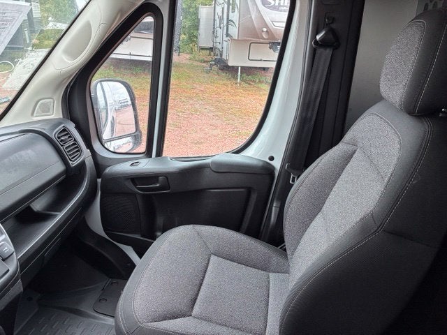 2025 RAM ProMaster 2500 Base