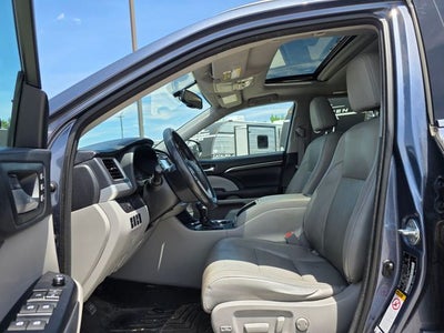 2016 Toyota Highlander Limited