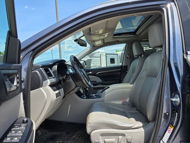 2016 Toyota Highlander Limited