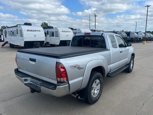 2006 Toyota Tacoma Base V6