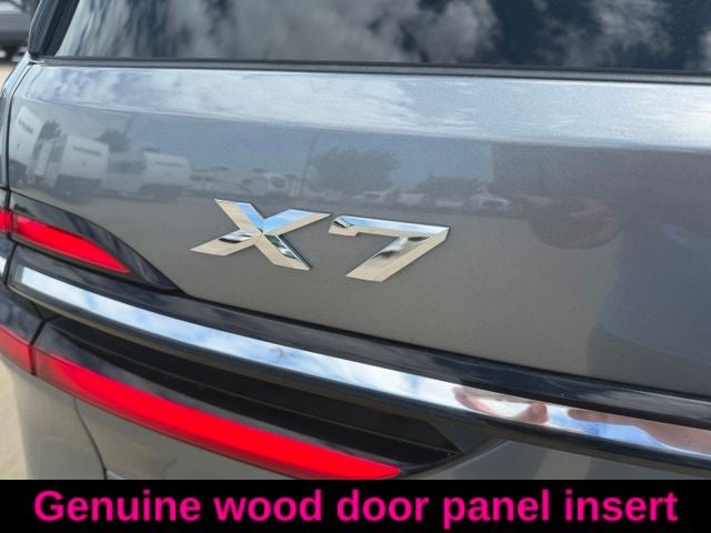 2025 BMW X7 xDrive40i