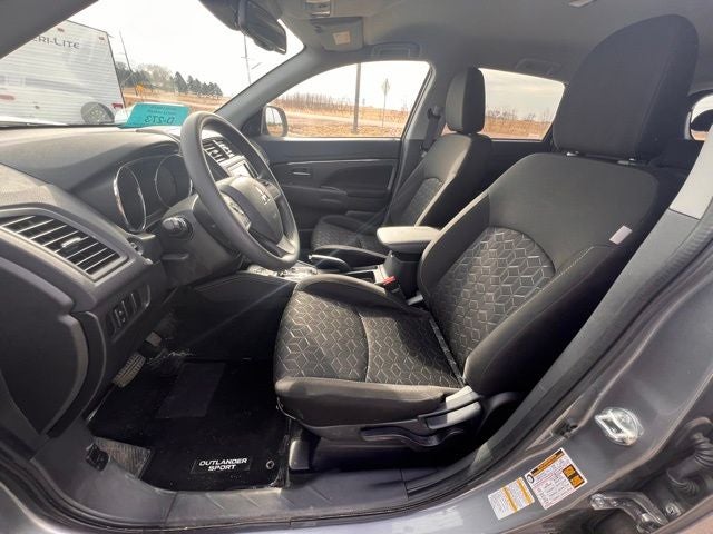 2025 Mitsubishi Outlander Sport Base