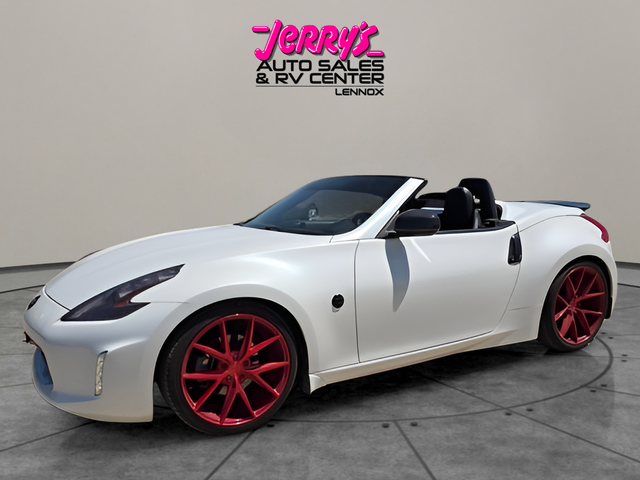 2016 Nissan 370Z Touring RWD photo