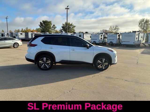 2025 Nissan Rogue SL
