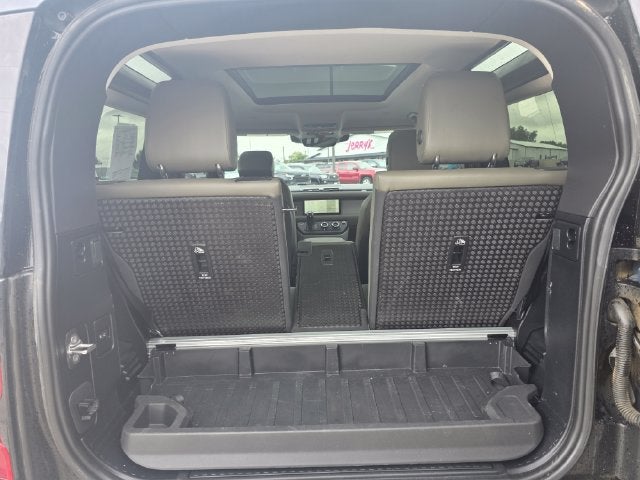 2023 Land Rover Defender 90 S