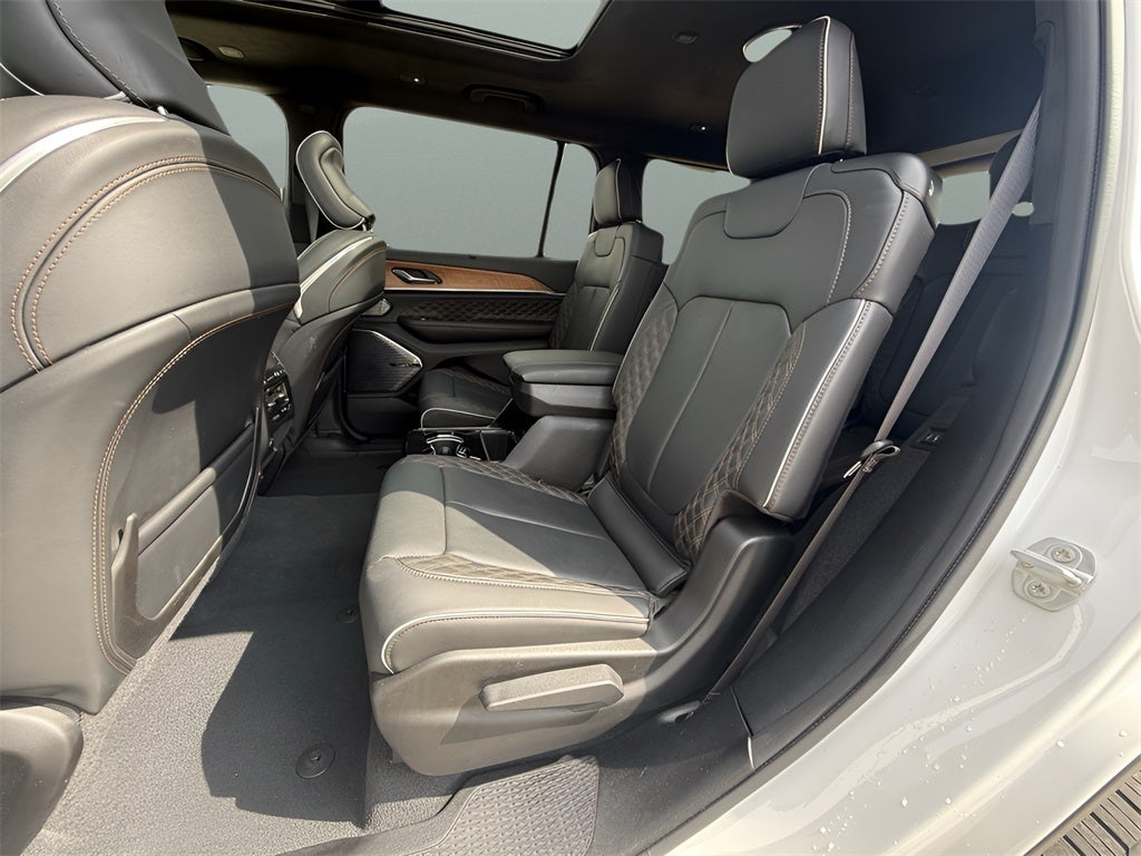 2024 Jeep Grand Cherokee L Summit Reserve