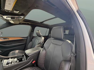 2024 Jeep Grand Cherokee L Summit Reserve