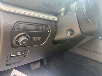 2025 Jeep Wagoneer L Base
