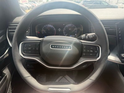 2025 Jeep Wagoneer L Base