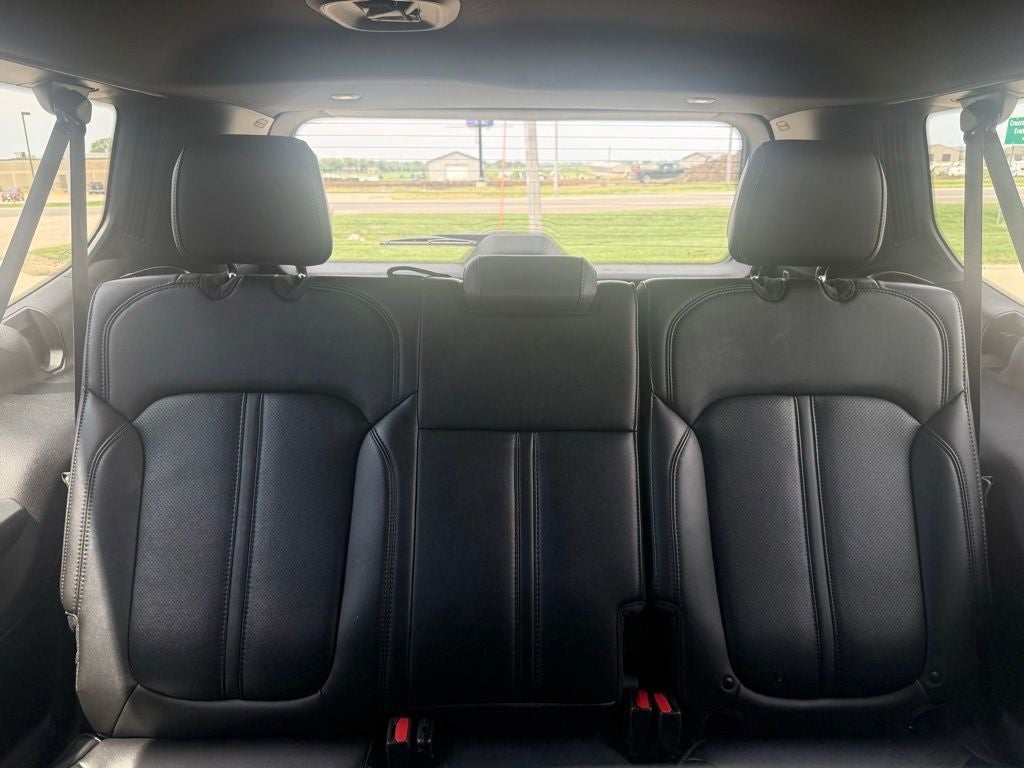 2025 Jeep Wagoneer L Base