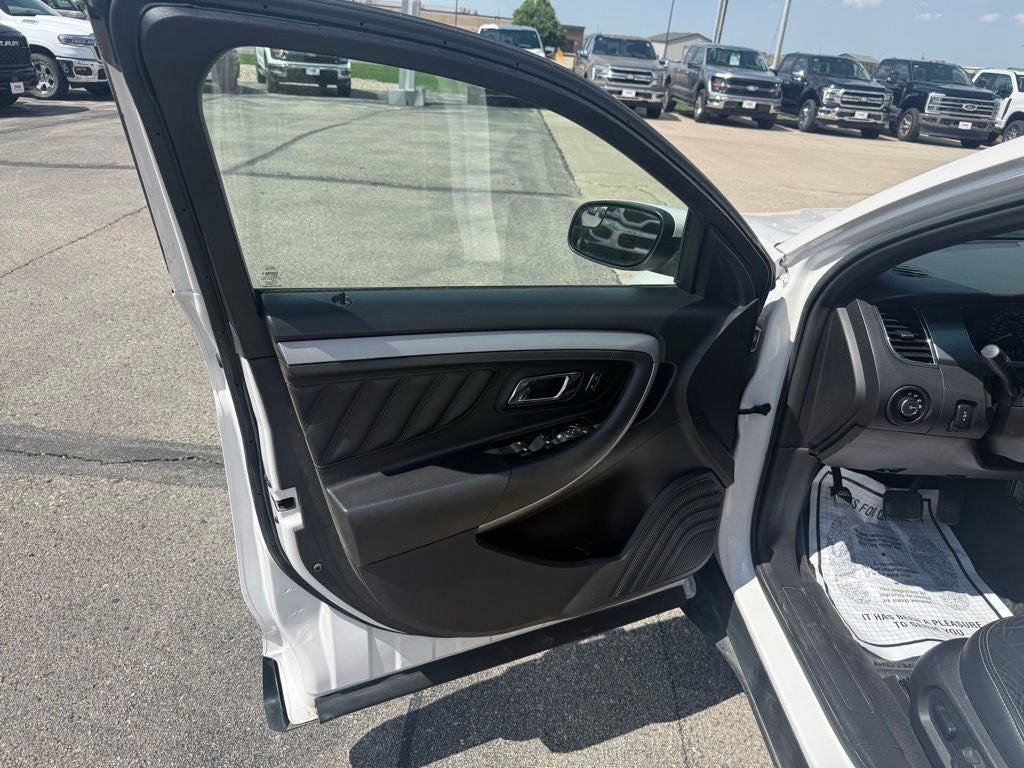2018 Ford Taurus SEL