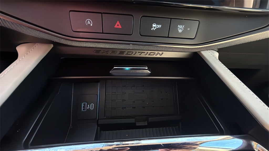 2022 Ford Expedition Max Platinum