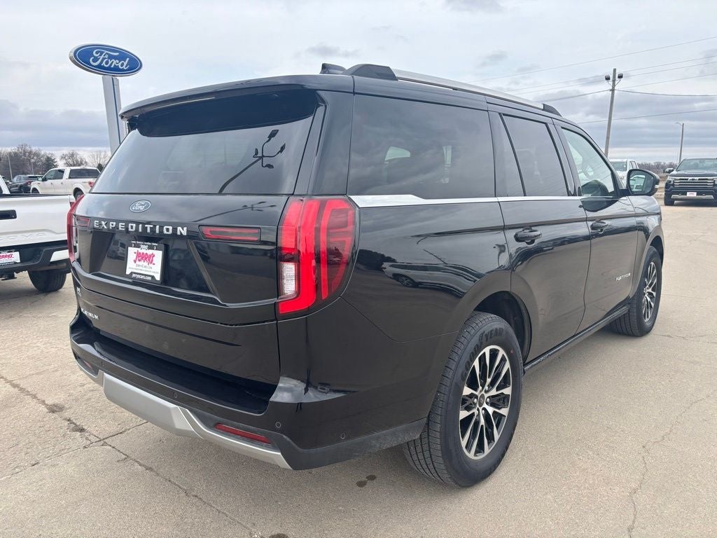 2025 Ford Expedition Platinum