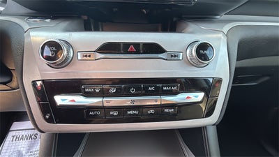 2023 Ford Explorer XLT 202A