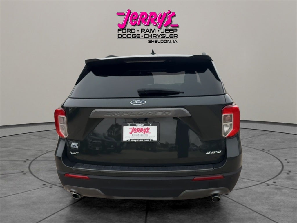 2023 Ford Explorer XLT 202A