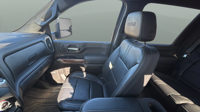 2023 Chevrolet Silverado 3500HD High Country