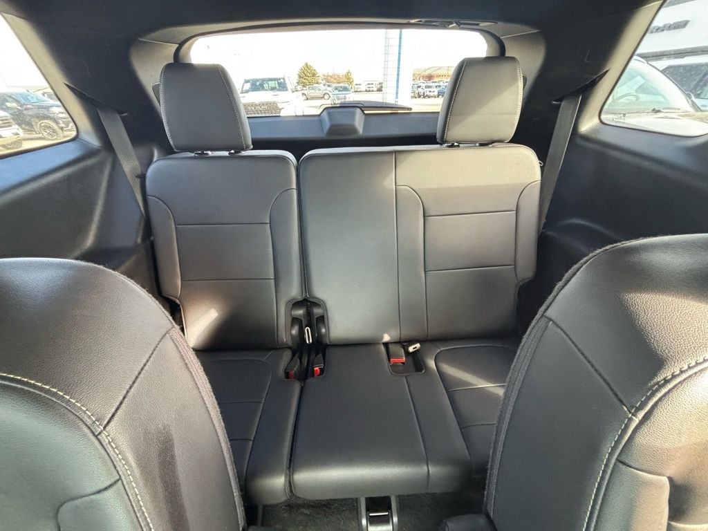 2022 Chevrolet Traverse LT Leather