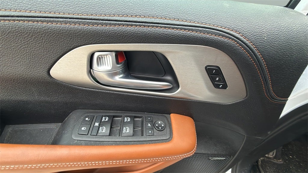 2024 Chrysler Pacifica Hybrid Pinnacle