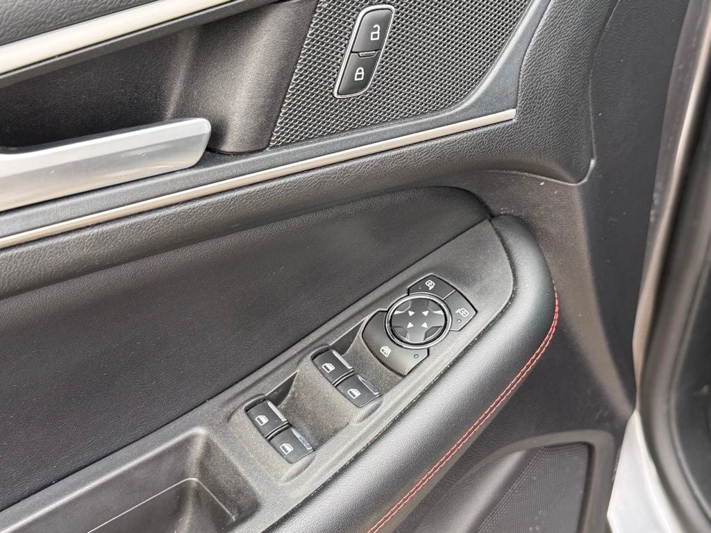 2022 Ford Edge ST Line
