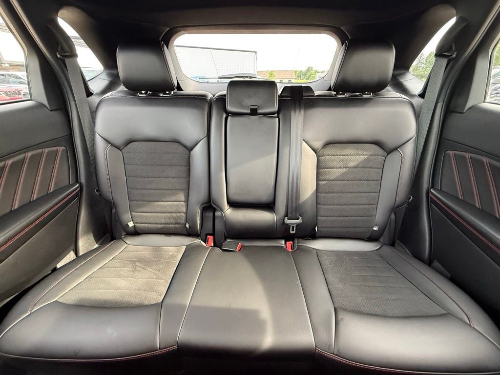 2022 Ford Edge ST Line