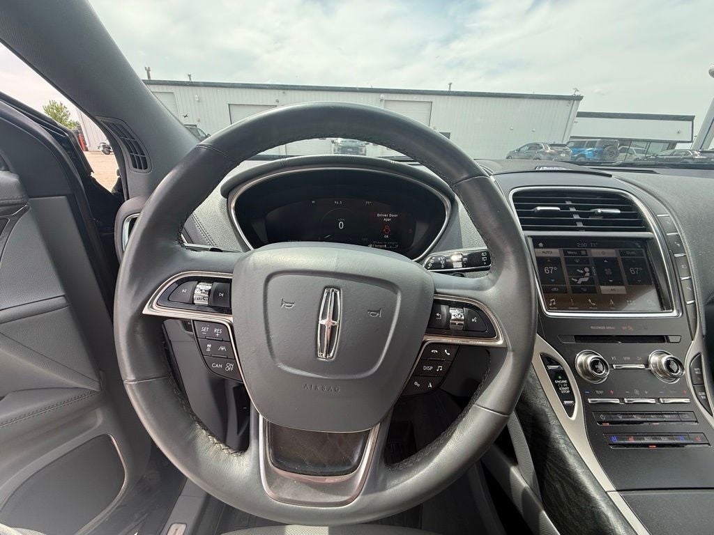 2019 Lincoln Nautilus Reserve