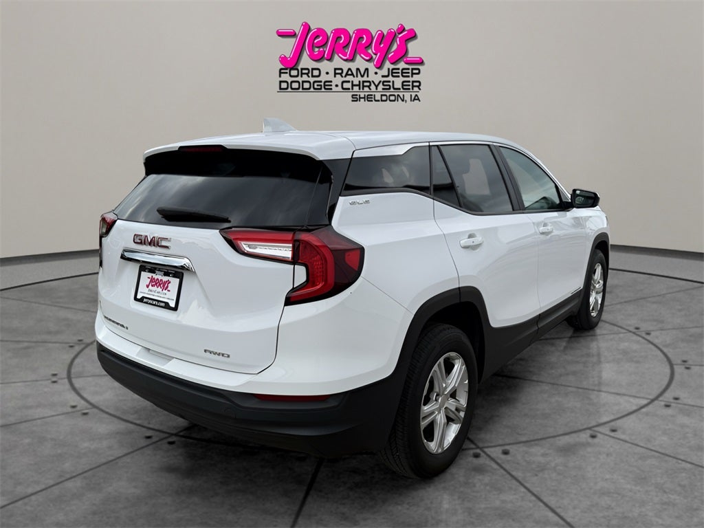 2024 GMC Terrain SLE