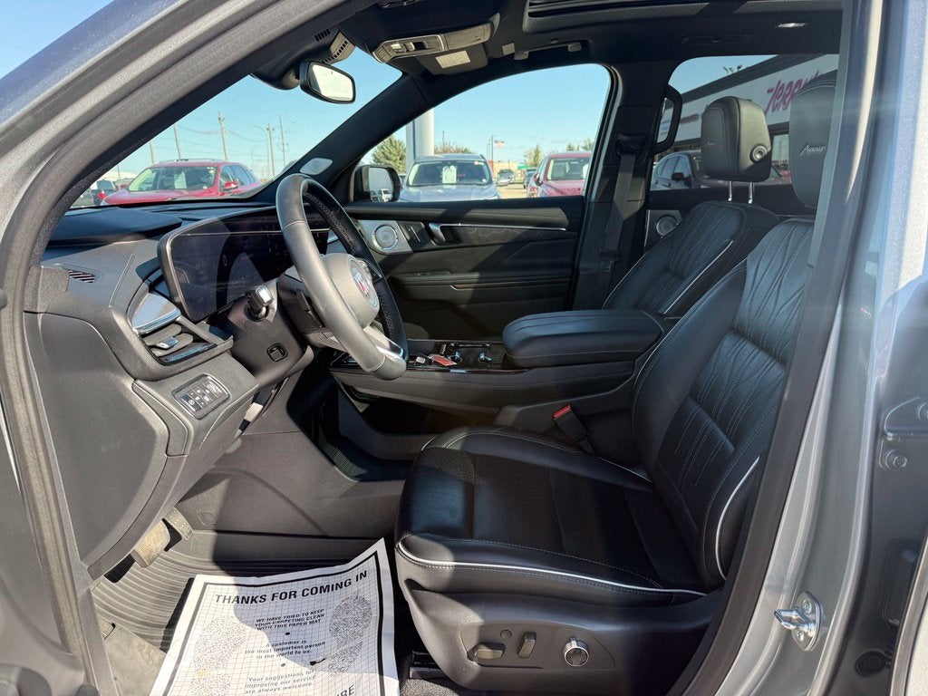 2025 Buick Enclave Avenir